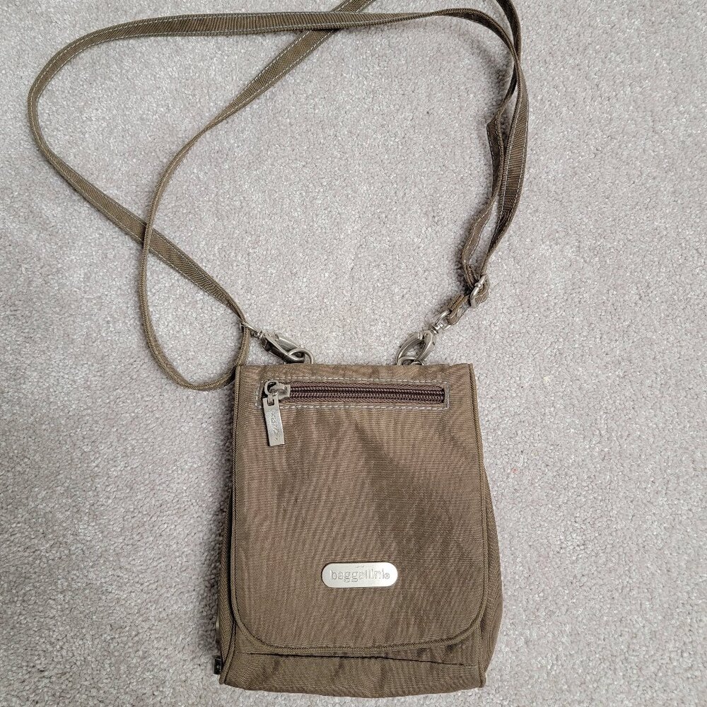 Baggallini Taupe Brown Crossbody Nylon Purse